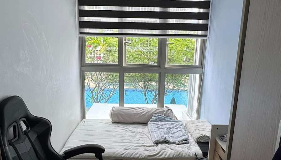 Wes liew's room
