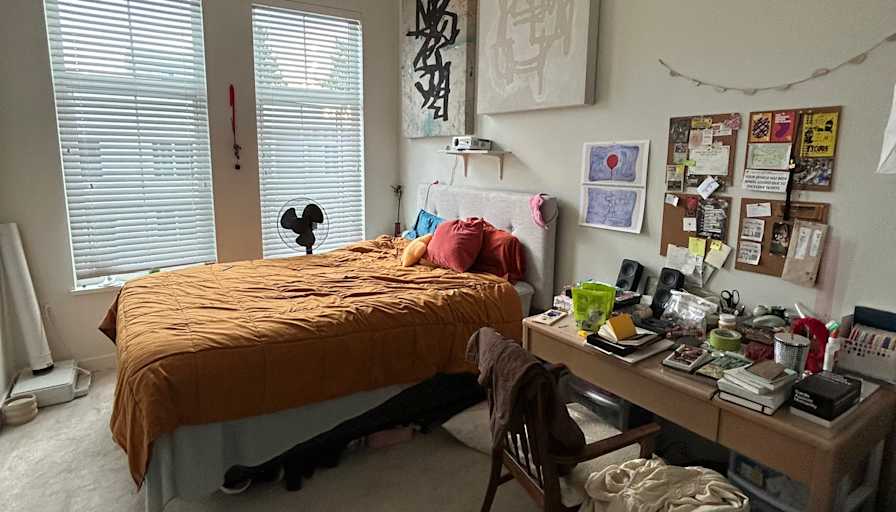 kleo's room