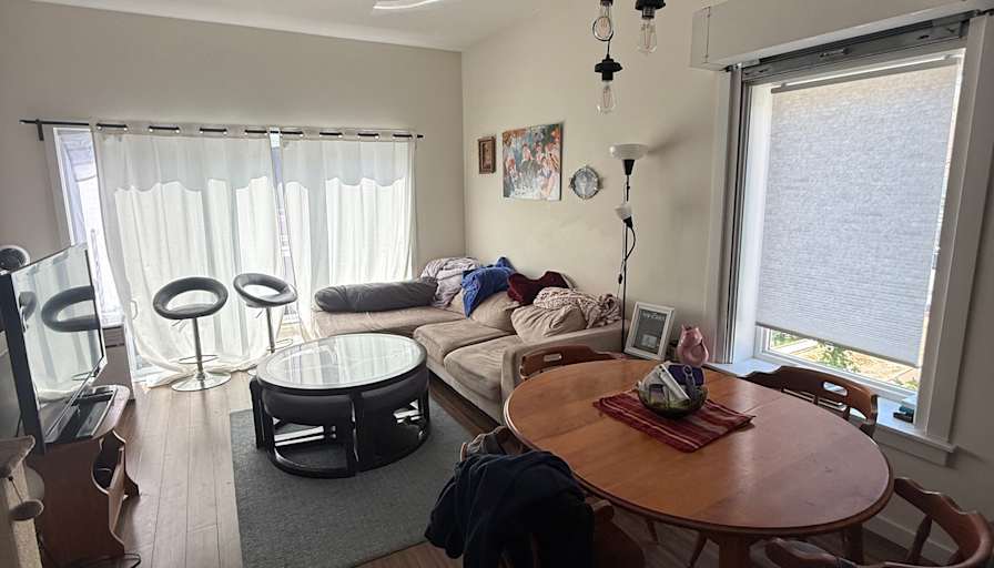 Venna's room