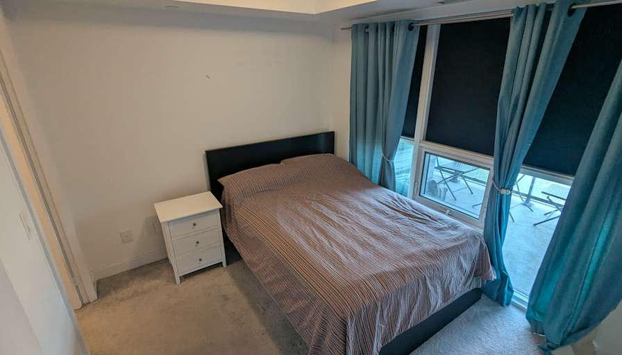 Carmen's room