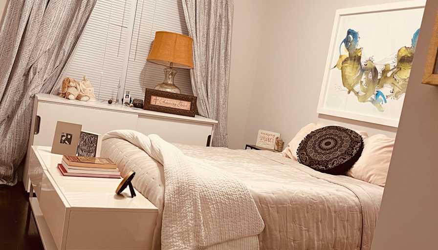 Marie Anderson's room