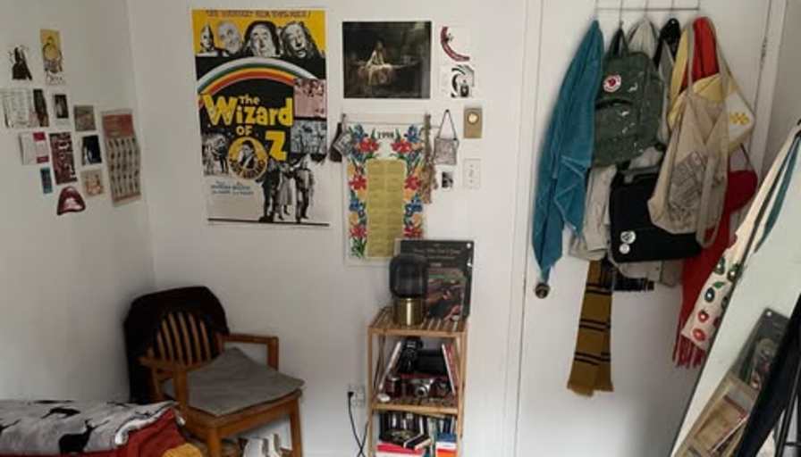Arlo's room