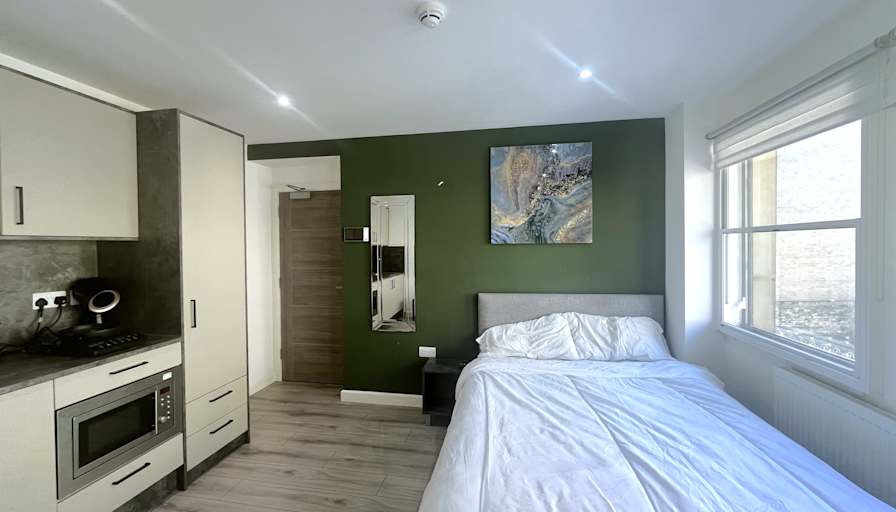 Sig Lets's room