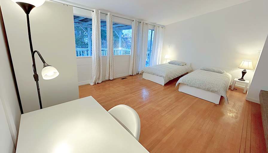 Shirin's room