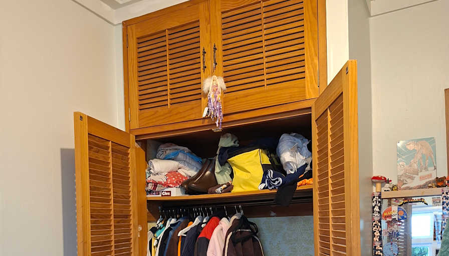 Etosha's room