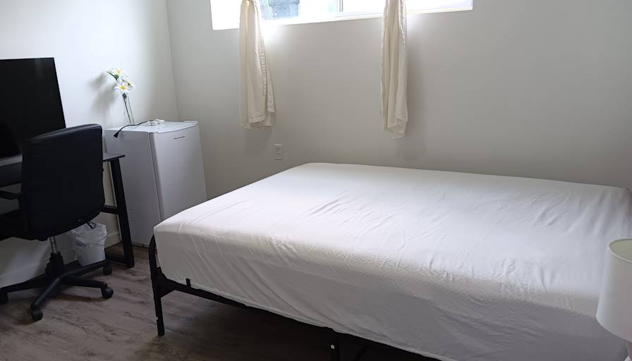 Christy Le's room