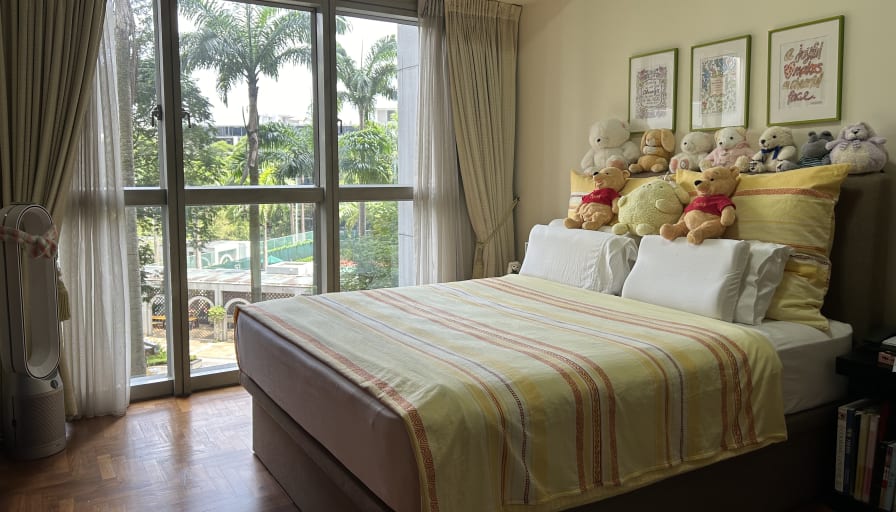 Pat Lee's room