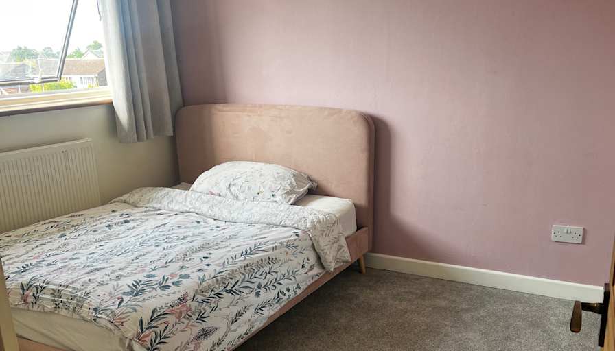 Aly's room