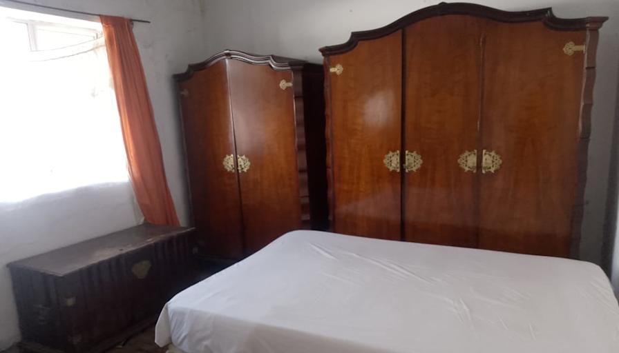 Chandrin Russouw's room