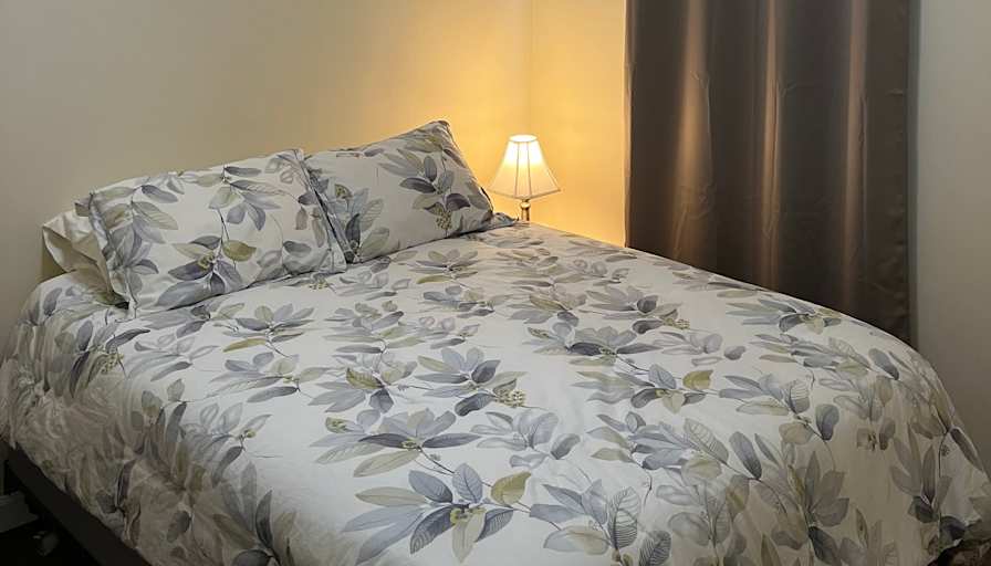 Tom's room
