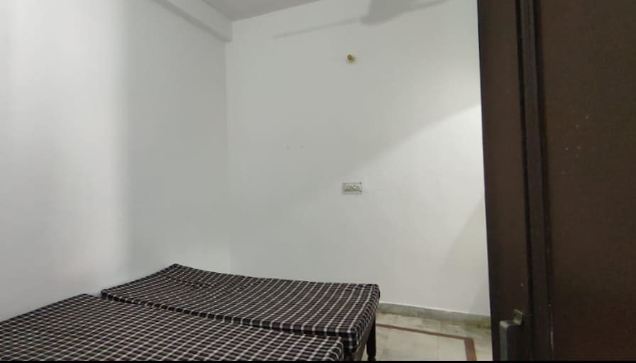 Siddharth's room