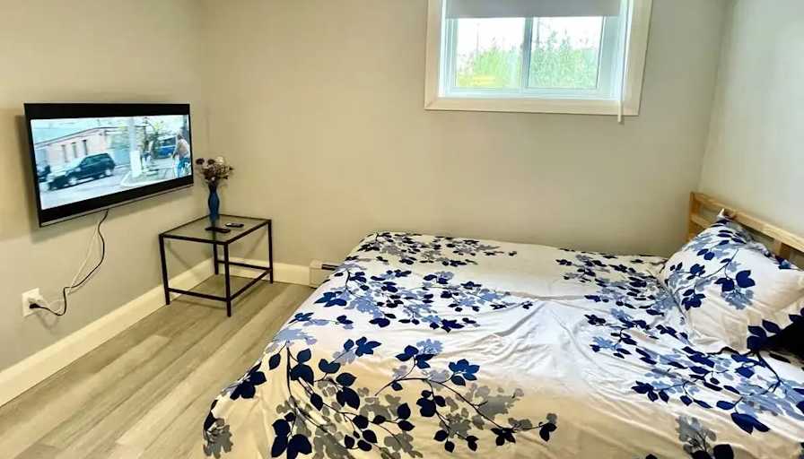 Rachid's room