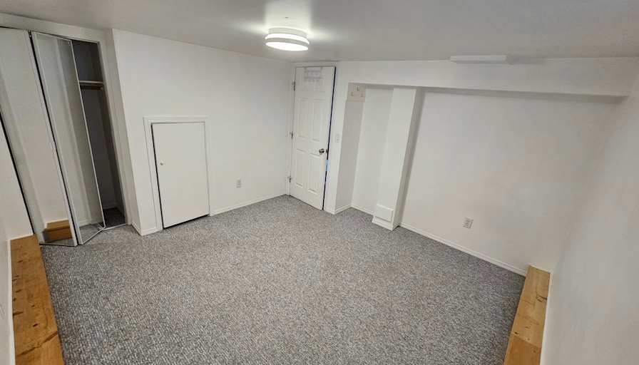 Aiza Brul's room