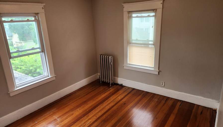 Edward Hernandez's room