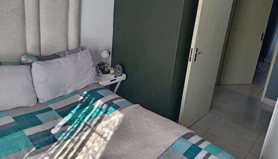 Fezeka Sesotlho's room