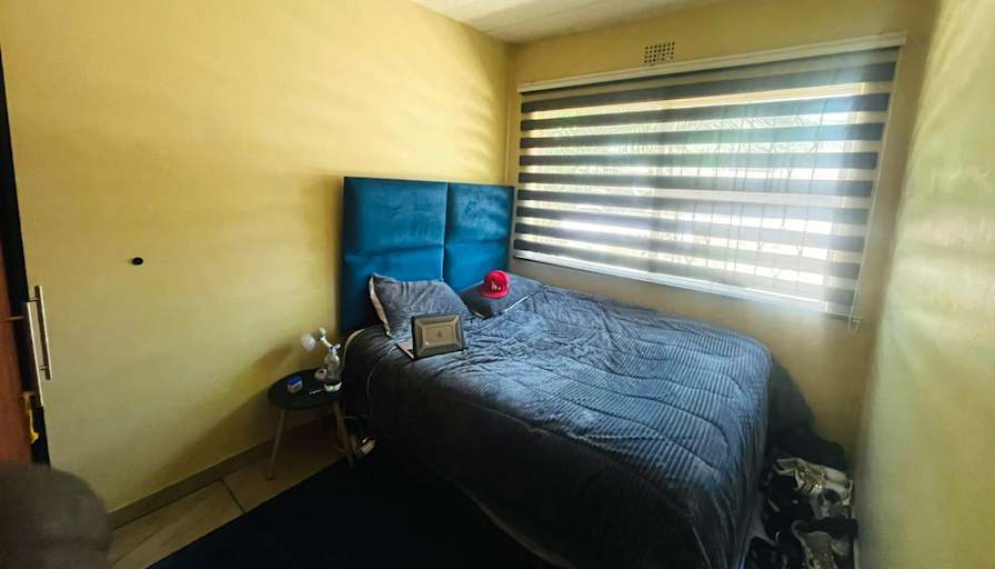 Owen Sands's room
