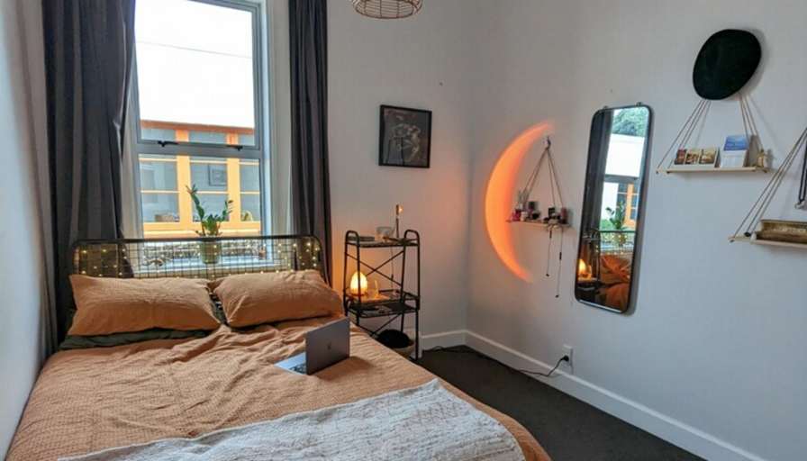 Furnished room in a house · Island Bay, Wellington 6023-1