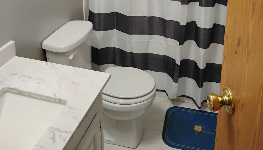 James Gangluff's room