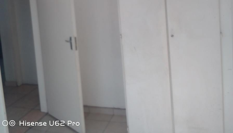 JUNIOR's room