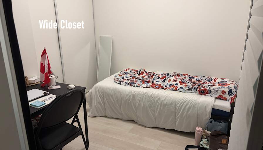 Jun's room