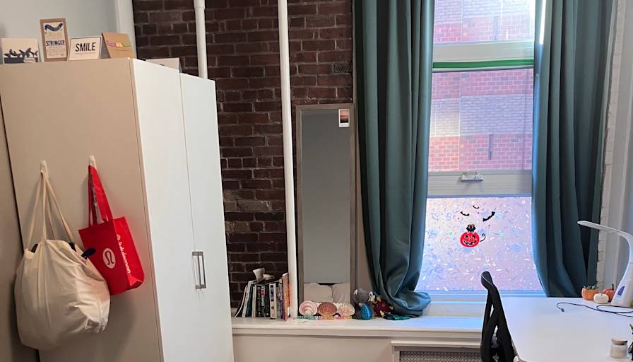 Kayla's room