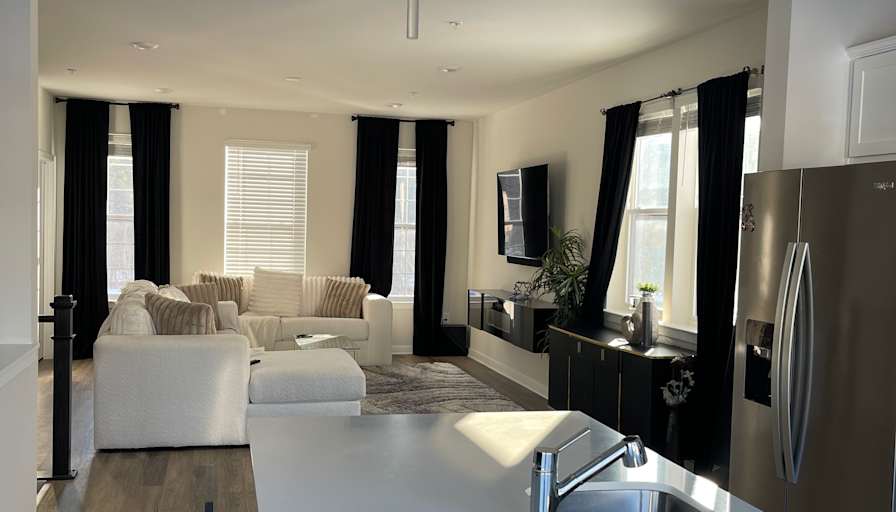 Koffi's room
