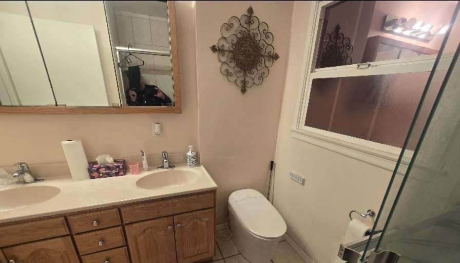 Brett's room