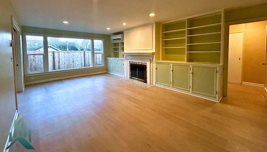 Jade's room
