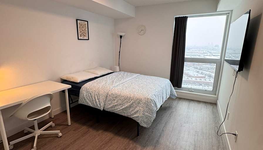 Guillermo's room
