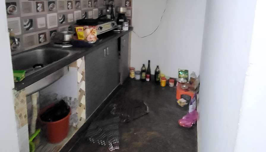 Karthikeyan's room