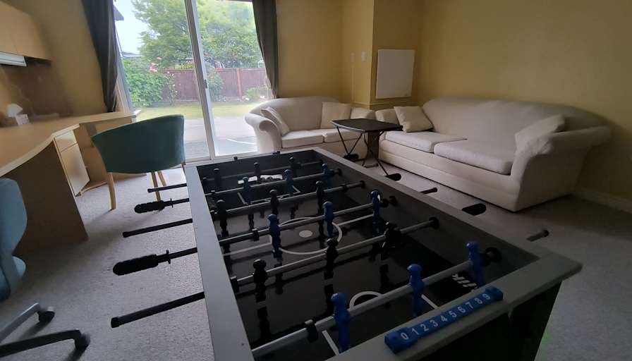 Ping Kan's room
