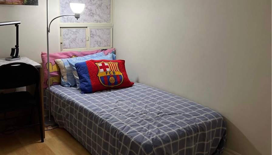 Tony Rose's room