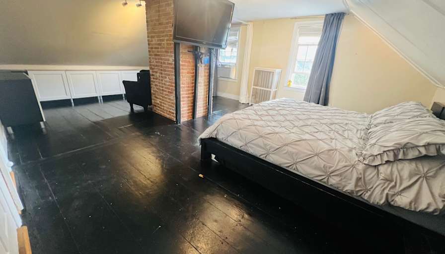 Krystal's room