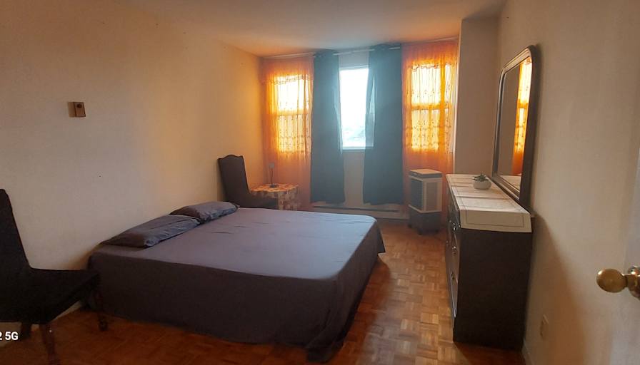 Dwayne Edwards's room