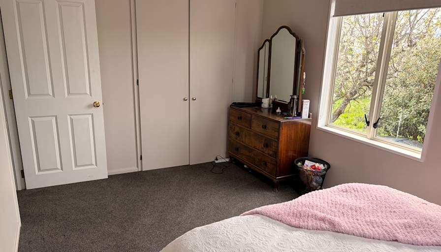 Anna Miskimmin's room