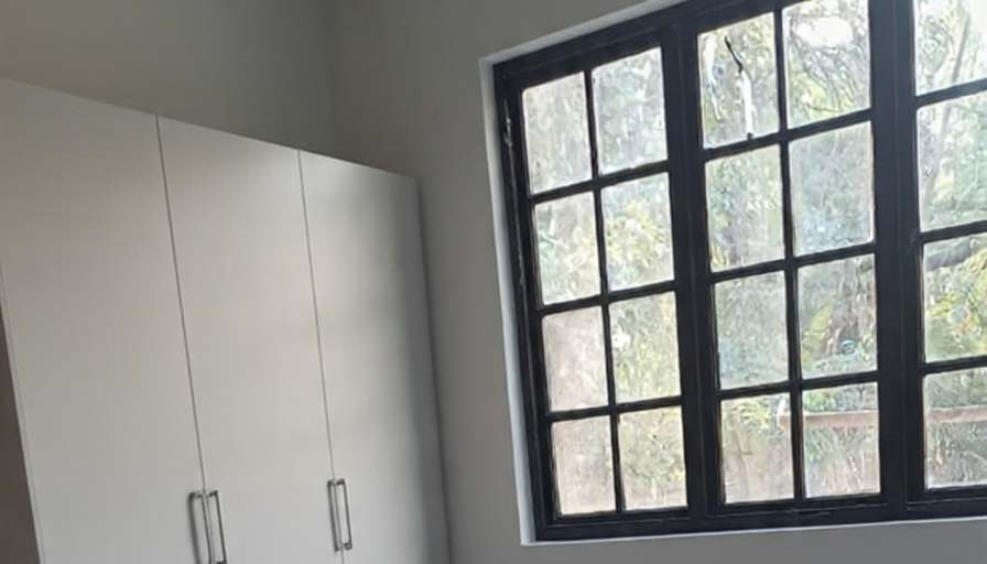Hlengz's room