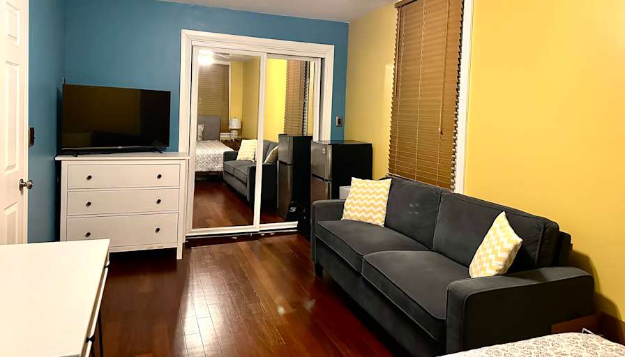 gliden's room