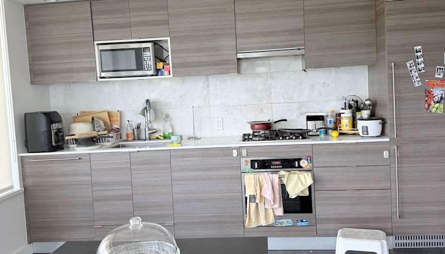 Chahat's room