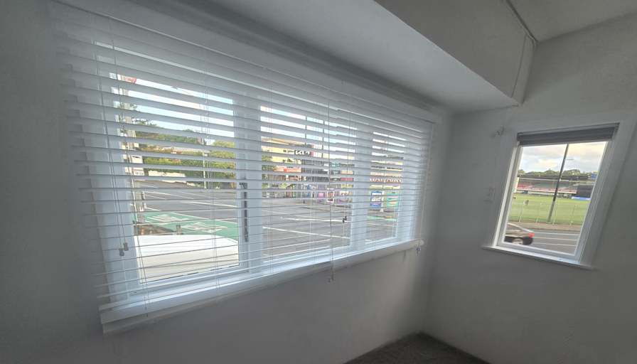 Thomas's room