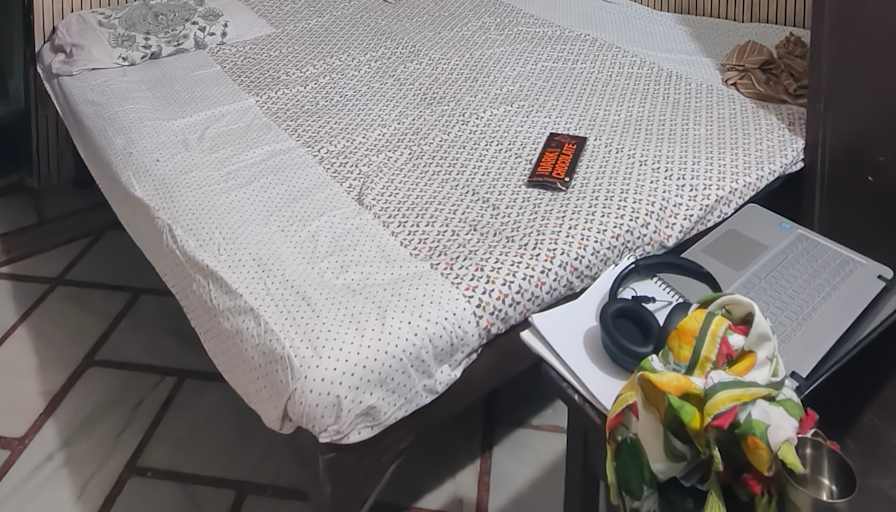 Mahak gautam's room