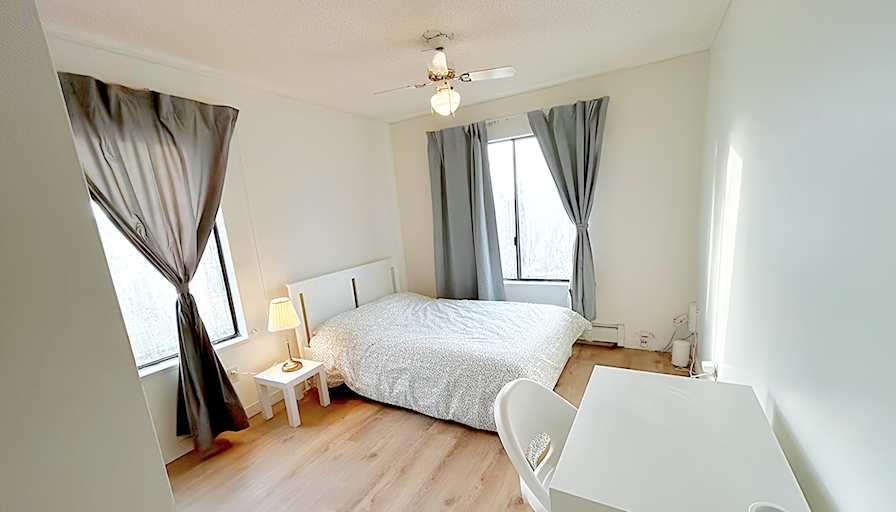 Shahram's room