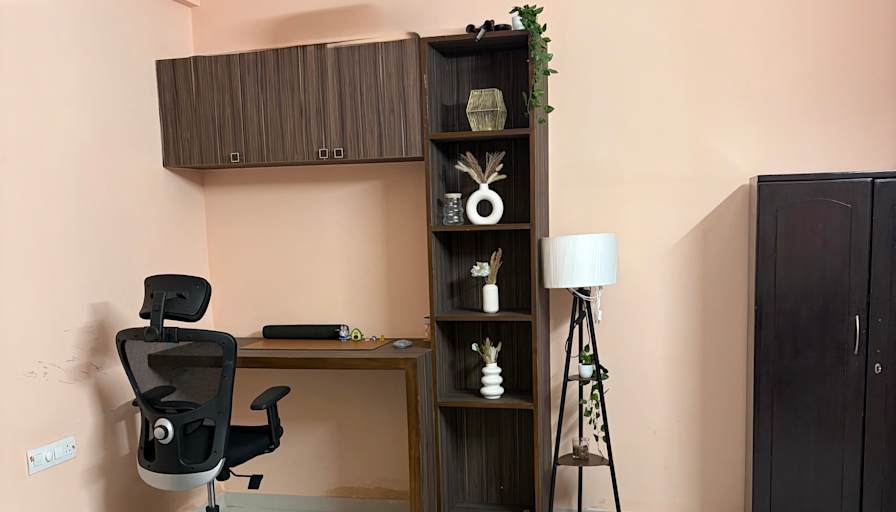 Sakshi's room