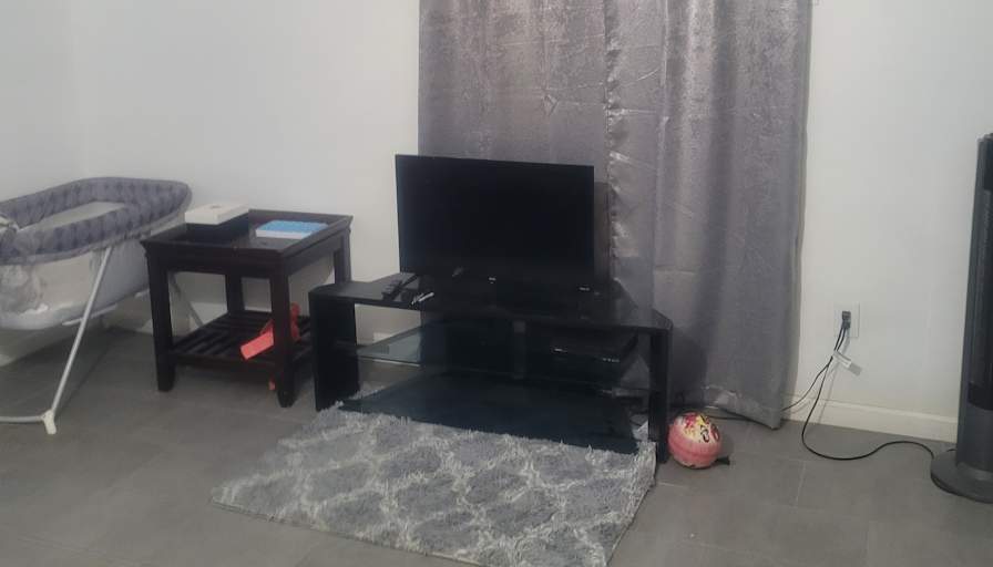 Pablo's room