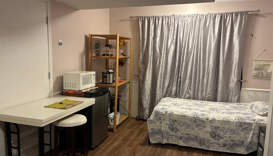 Jennifer's room