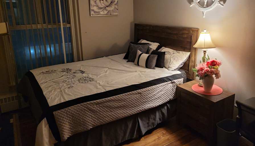 Darlene's room