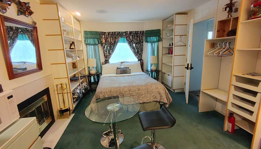 Don's room