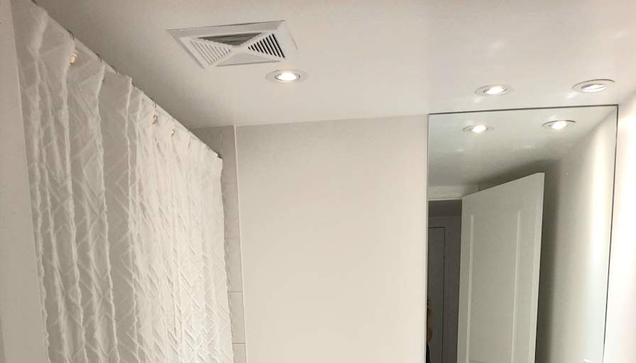 Elle's room
