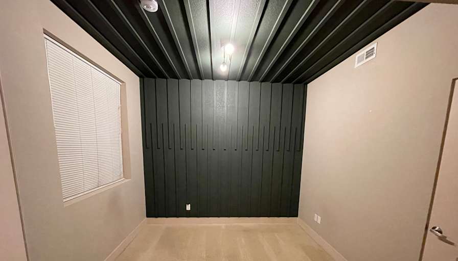 Yohan's room