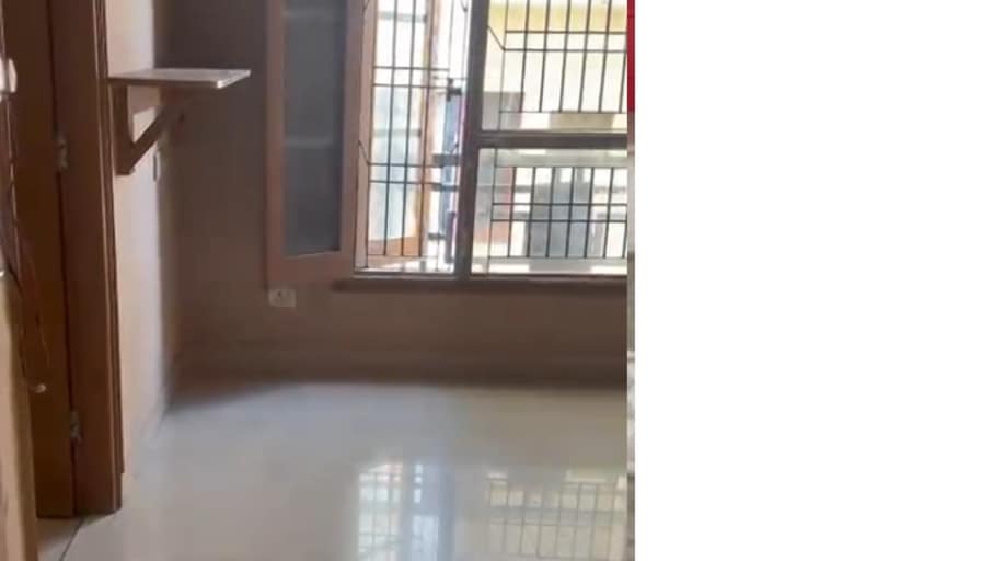 sarika Gupta's room