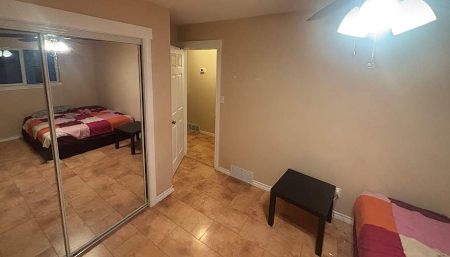 Donte Glapski's room